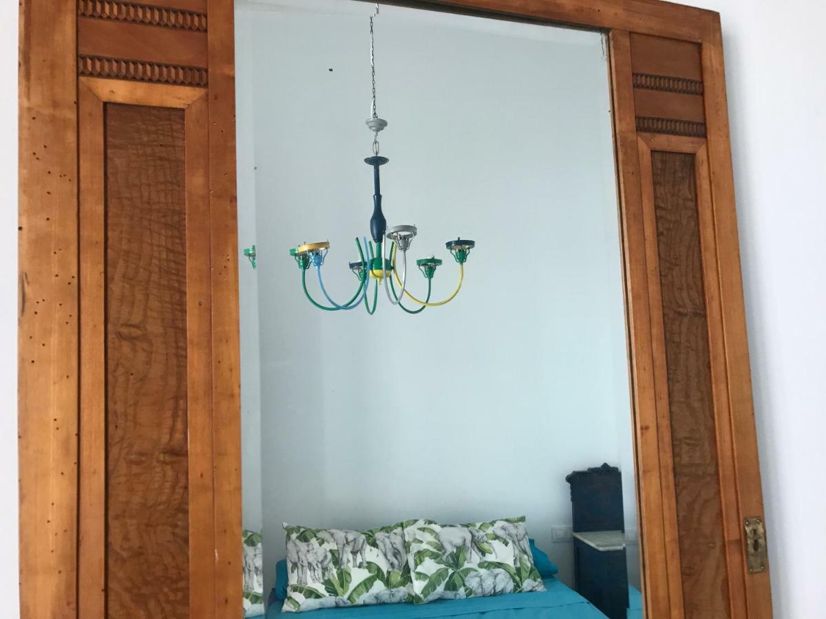 Apartamentos La Selva Cádiz Buitenkant foto